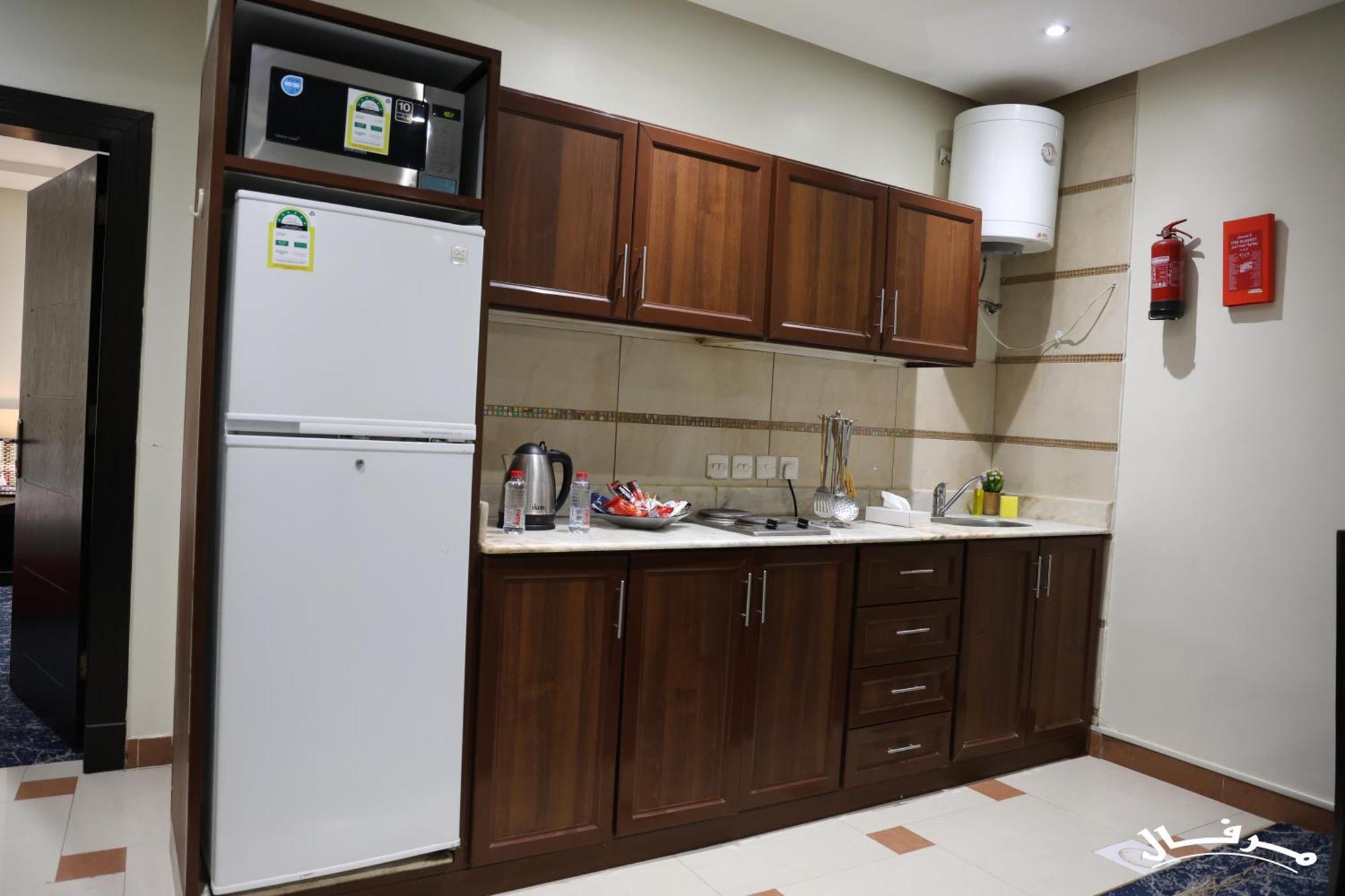 Merfal Hotel Apartments Al Taawan Рияд Екстериор снимка