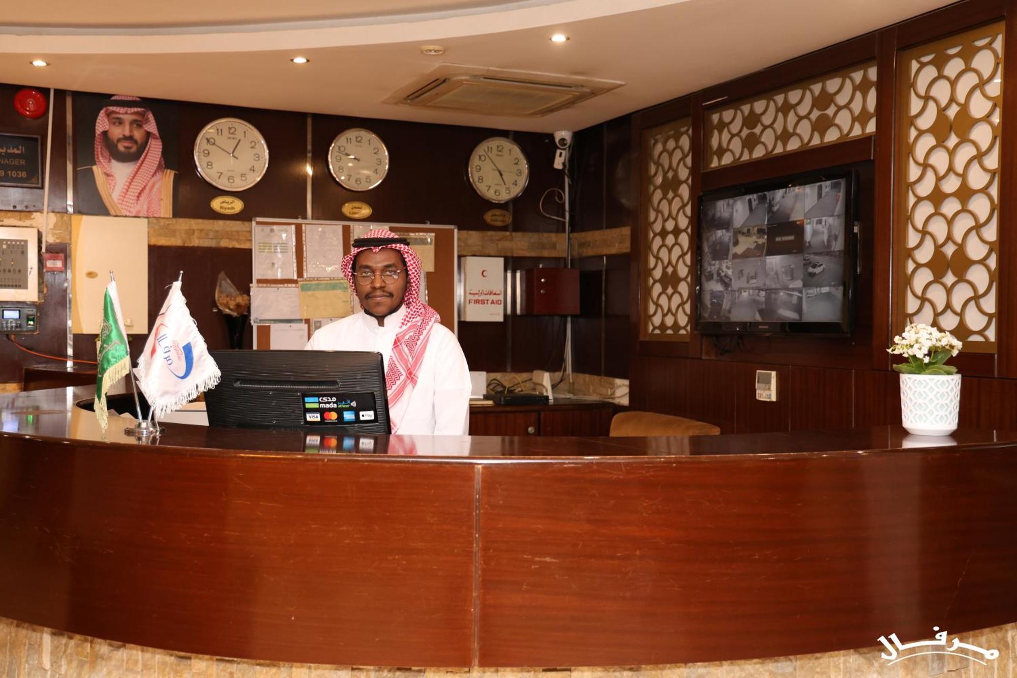 Merfal Hotel Apartments Al Taawan Рияд Екстериор снимка